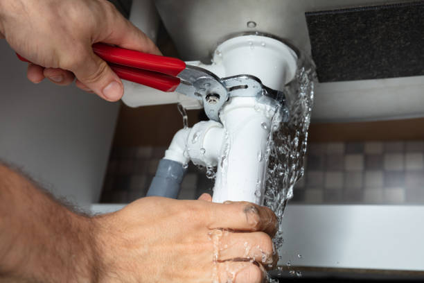 Best Commercial water damage restoration  in Algoma, WI